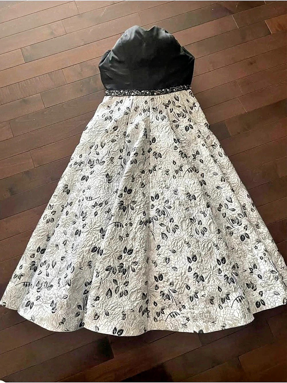 Floral A-Line Skirt in White & Black